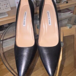 Manolo Blahnik Classic Black Heels Size 8